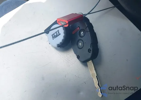 2013 Honda Fit z USA, uszkodzony, nr VIN JHMGE8H37DC037224